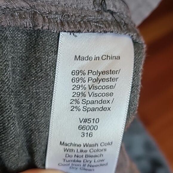 Coldwater‎ creek natural fit womens gray dress pants size 10 - Picture 6 of 6